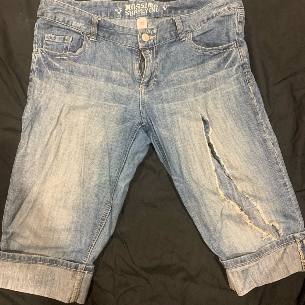 Distressed Denim Capris